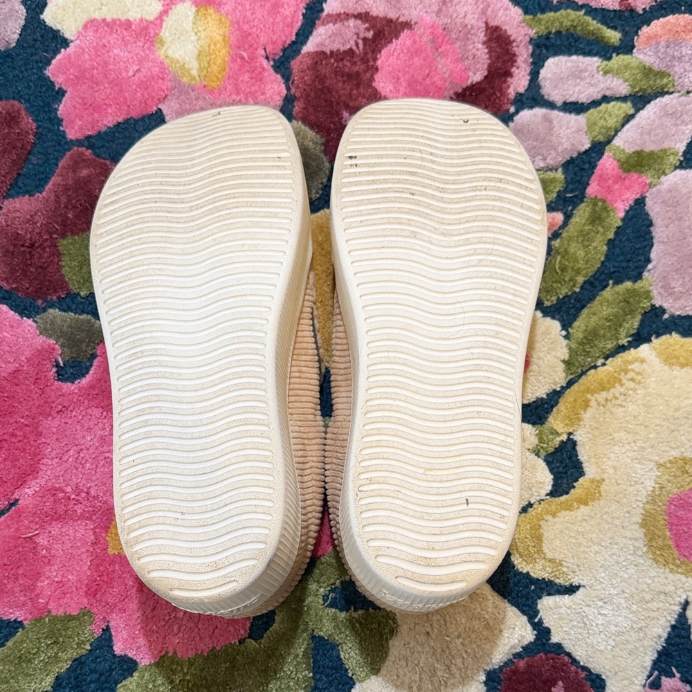 Allbirds Women’s Lounger Lift Corduroy Slip-On Shoes - Picture 4 of 7